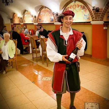 Aranykorona * Мишкольц