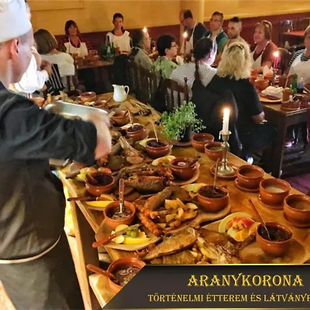 Aranykorona Otel