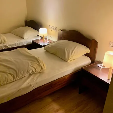 Отель Aranykorona Мишкольц