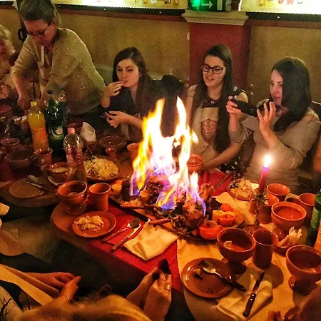 Aranykorona Отель Мишкольц