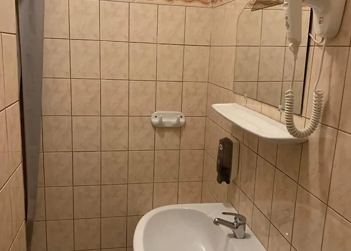Aranykorona Szálloda *